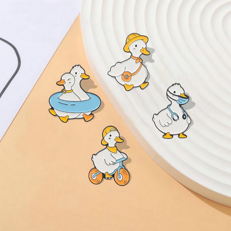Pin Custom Goose Duck Shopping - Embroidery Love のレビューと価格