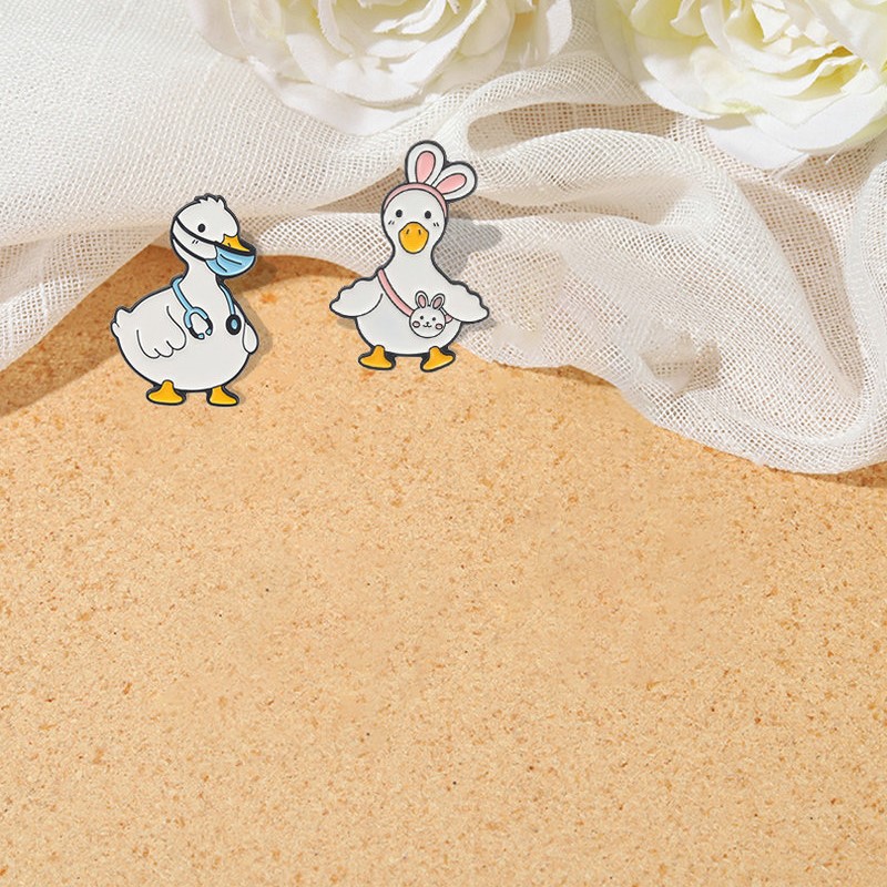 Pin Custom Goose Duck Shopping - Embroidery Love のレビューと価格