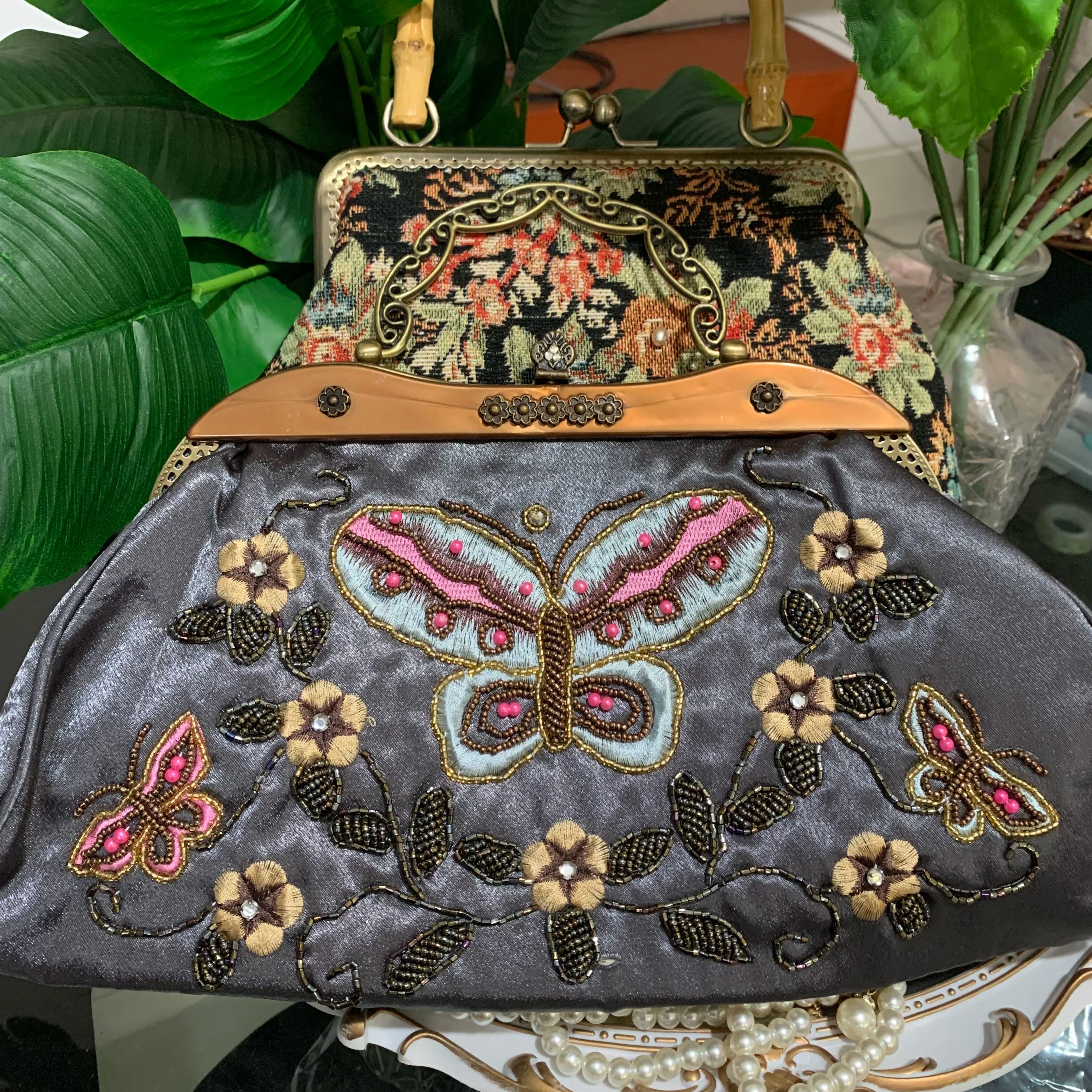 Lost in Vintage Inspired Grey  - Embroidery Frame のレビューと価格