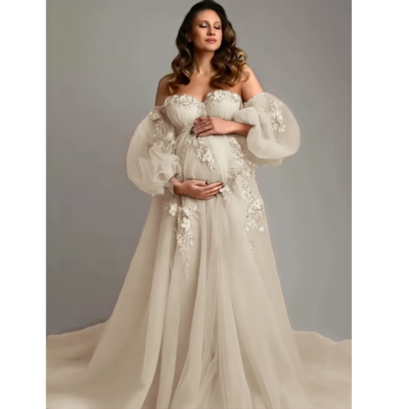 Hand-Finished Maternity Gown - - Embroidery Jersey のレビューと価格