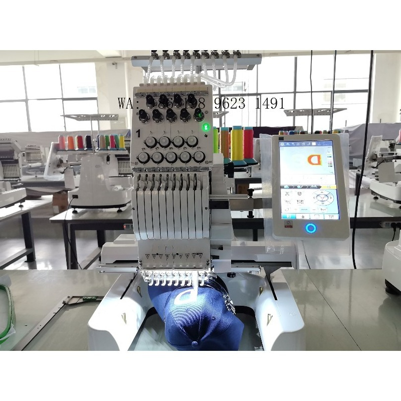 BR-901C Small Personalized Emb - Embroidery Computer のレビューと価格