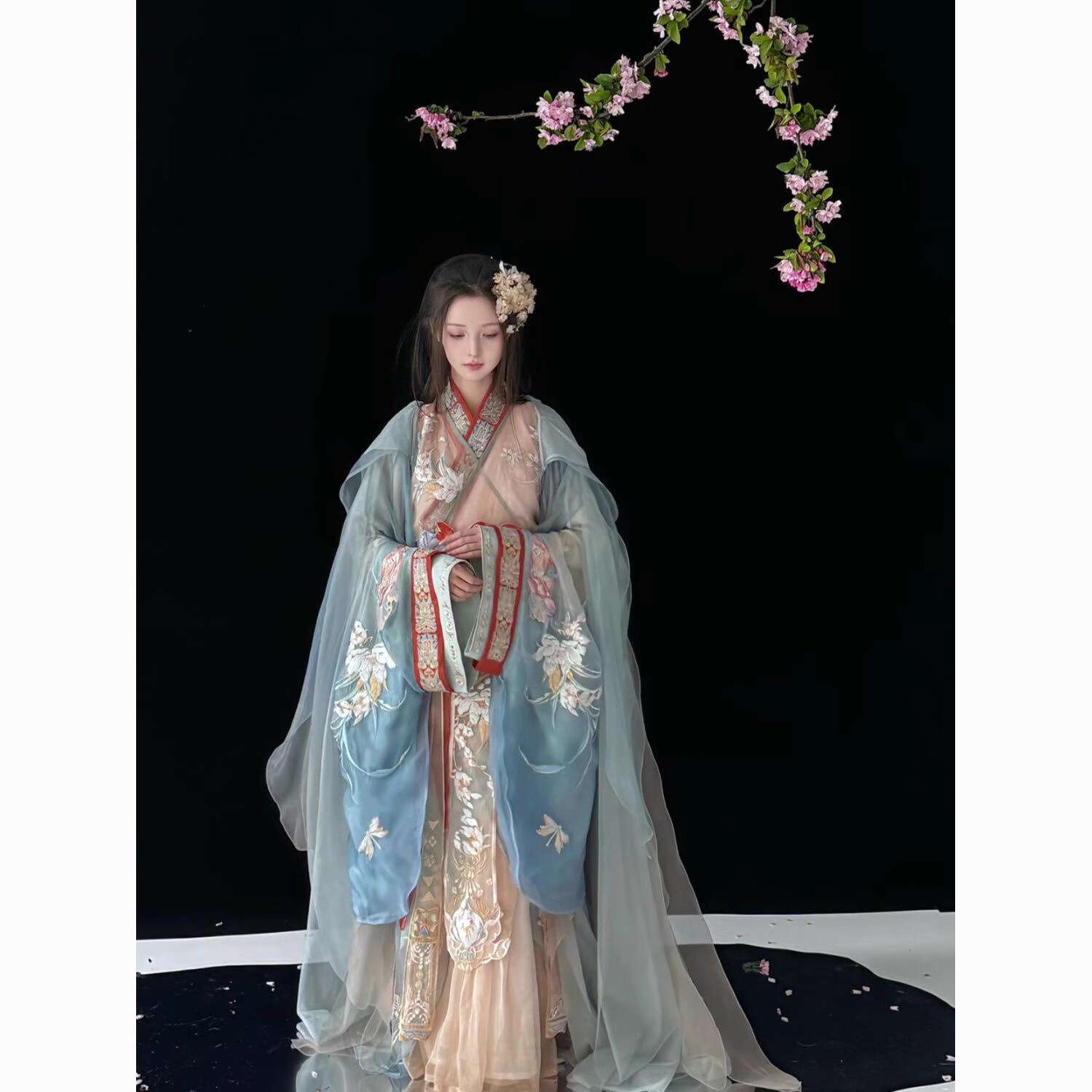 New Fiesta Carnival Halloween  - Embroidery Knit のレビューと価格