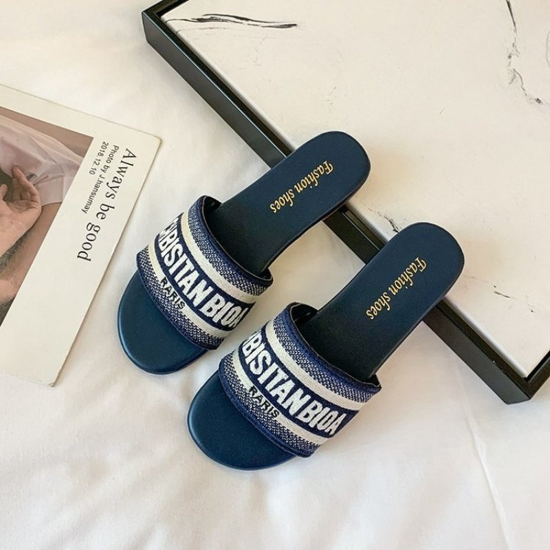 Women's Fashion Flat Slippers  - Embroidery Letter のレビューと価格