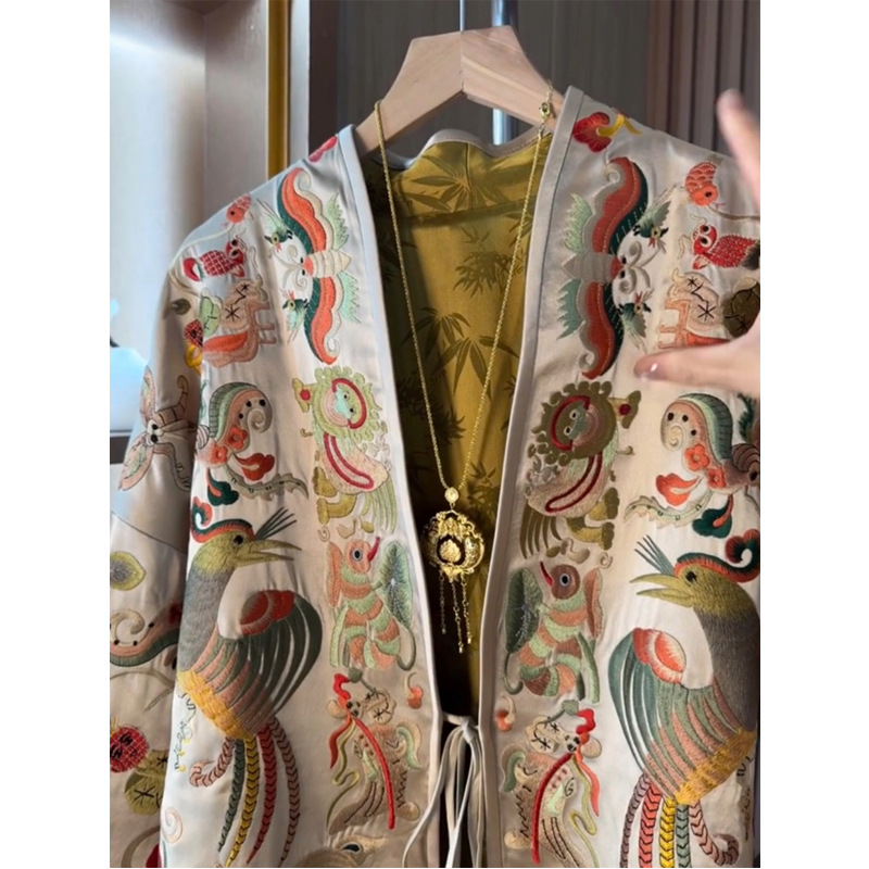 New Chinese Style Kimono Cardi - Embroidery Knit のレビューと価格