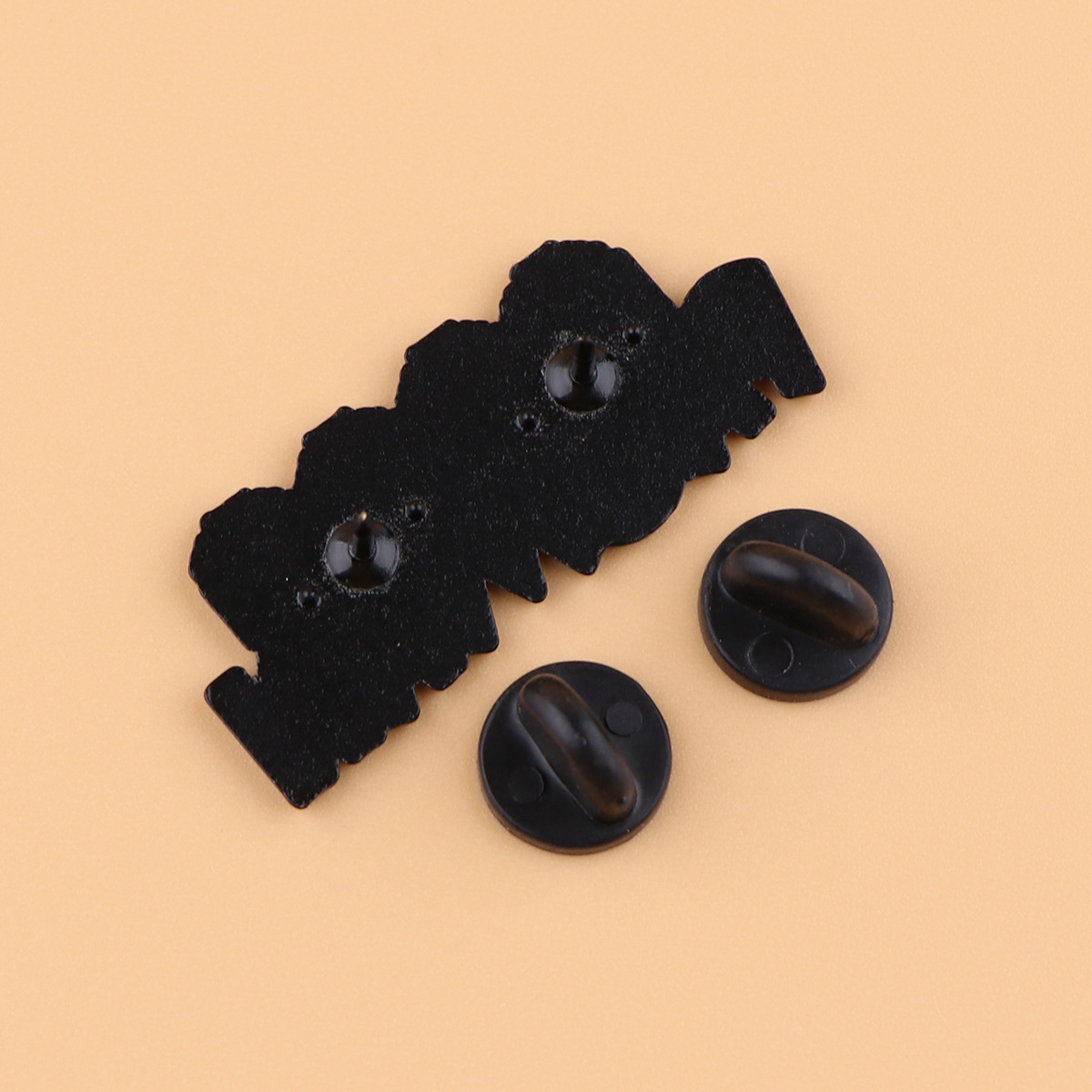 Pac-Man Game Brooch Pin Badge  - Embroidery Textile のレビューと価格