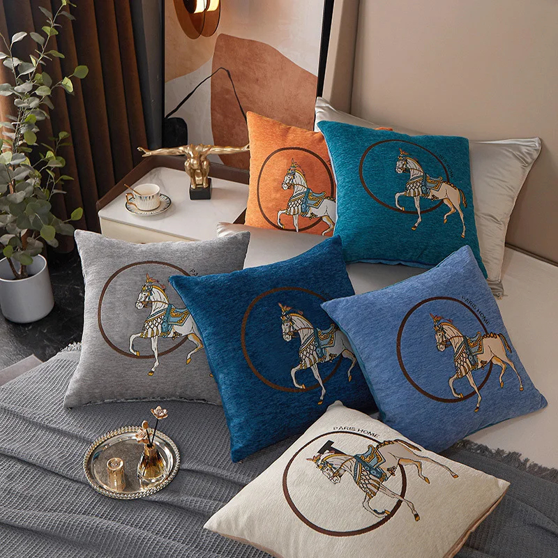 Horse 45cm Throw Pillow Cushio - Embroidery Horse のレビューと価格