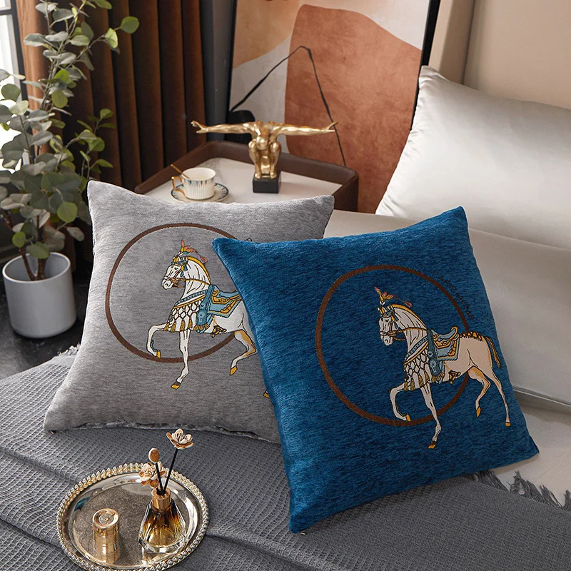 Horse 45cm Throw Pillow Cushio - Embroidery Horse のレビューと価格