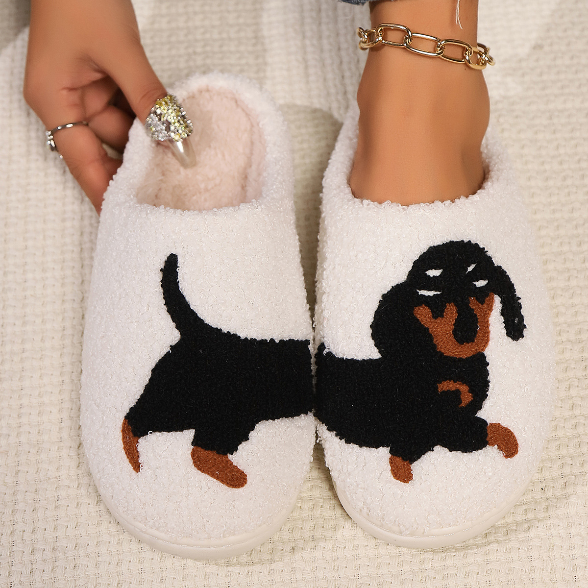 Winter Plush Cute Dachshund Em - Embroidery Garments のレビューと価格